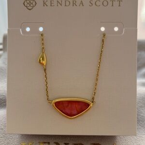 Kendra Scott Margot Short Necklace Pink Coral Iridescent Abalone Antique Gold